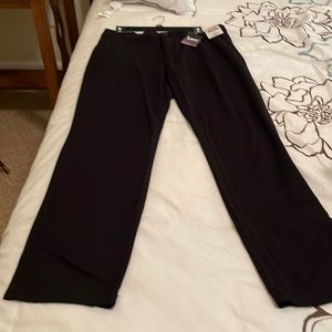 Ladies Lee mid rise, straight leg regular fit slacks 16M